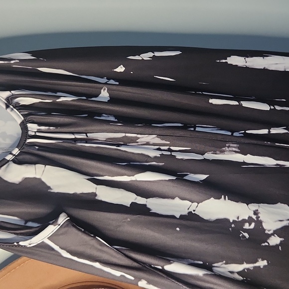 Black & White Tie dye Cami Romper - Picture 3 of 8